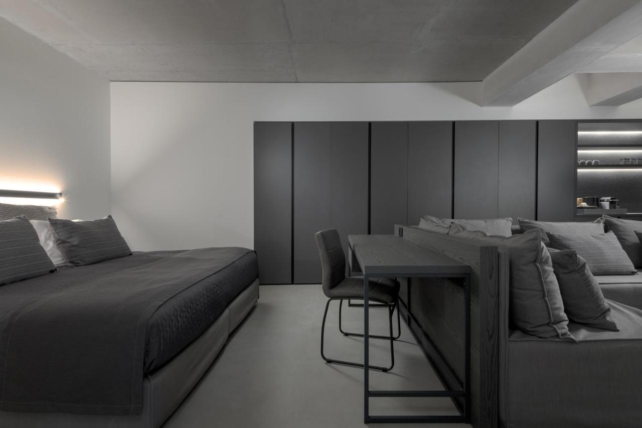 Rhodes City Essence Suites Downtown Suites - Adults Only מראה חיצוני תמונה