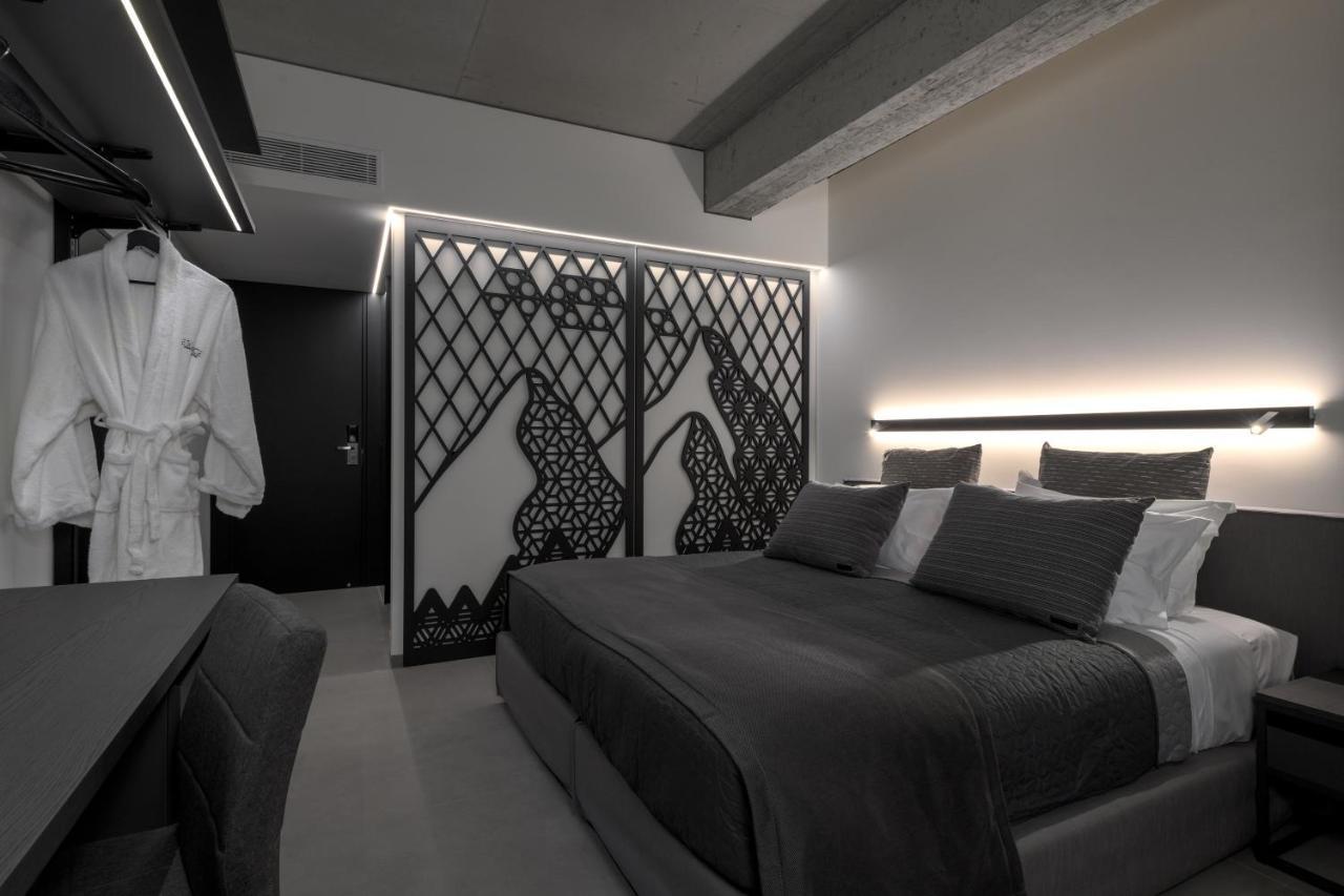 Rhodes City Essence Suites Downtown Suites - Adults Only מראה חיצוני תמונה